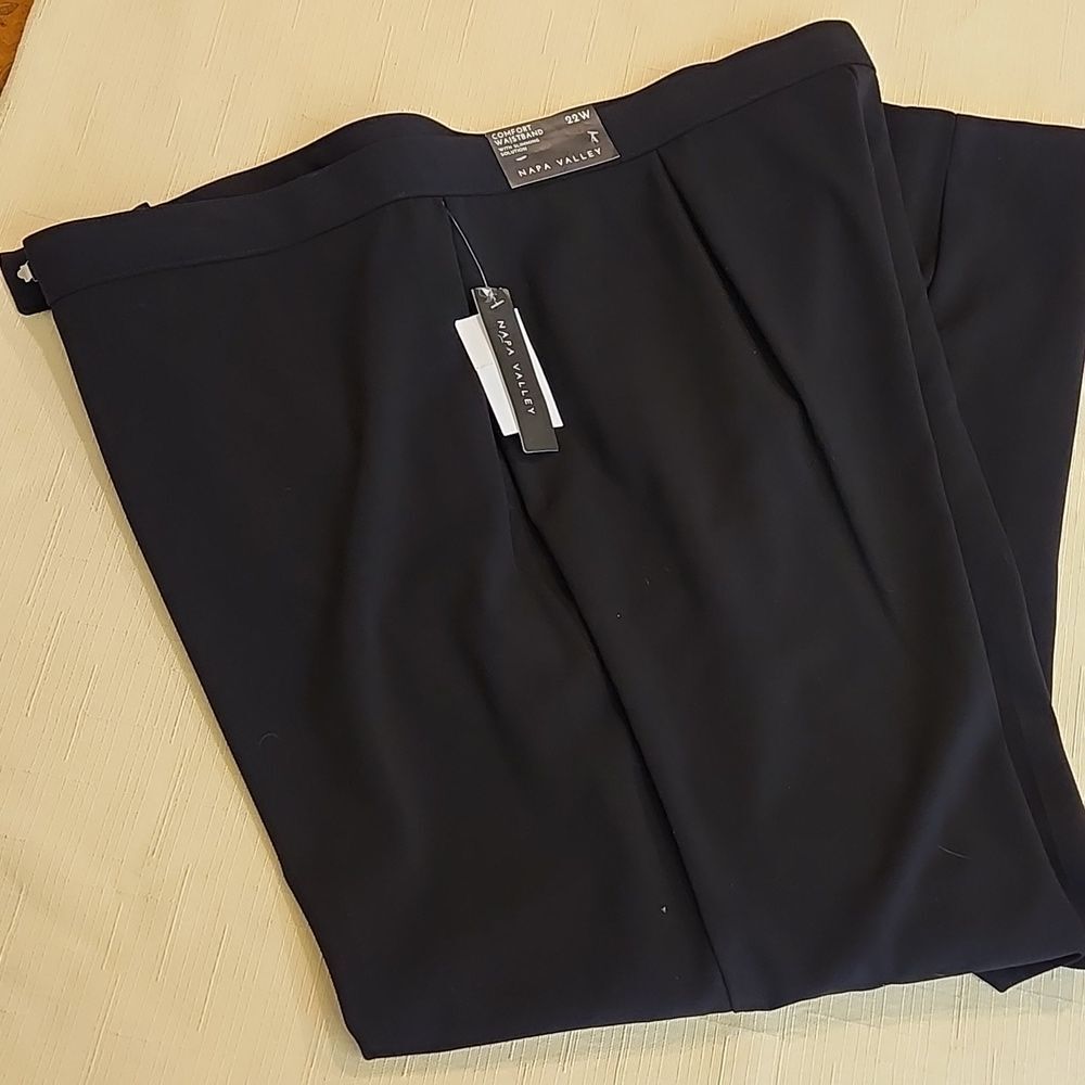 NWT Women's Napa Valley Black Dress Pants, Comfort Waistband w/Slimming Solution
